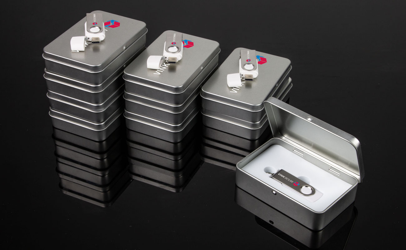 Twister Go - Personalised Memory Stick With USB-C gallery thumbnail